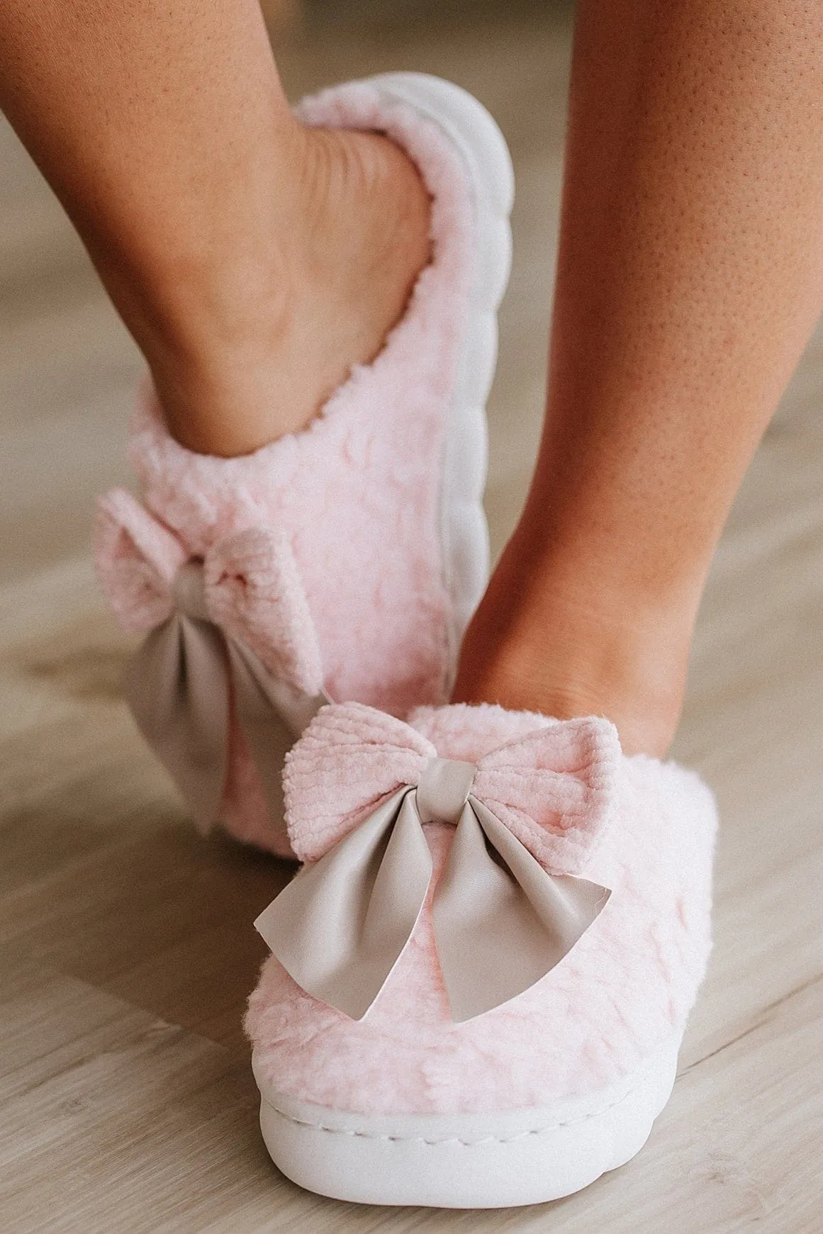 Bow Plush Winter Slippers