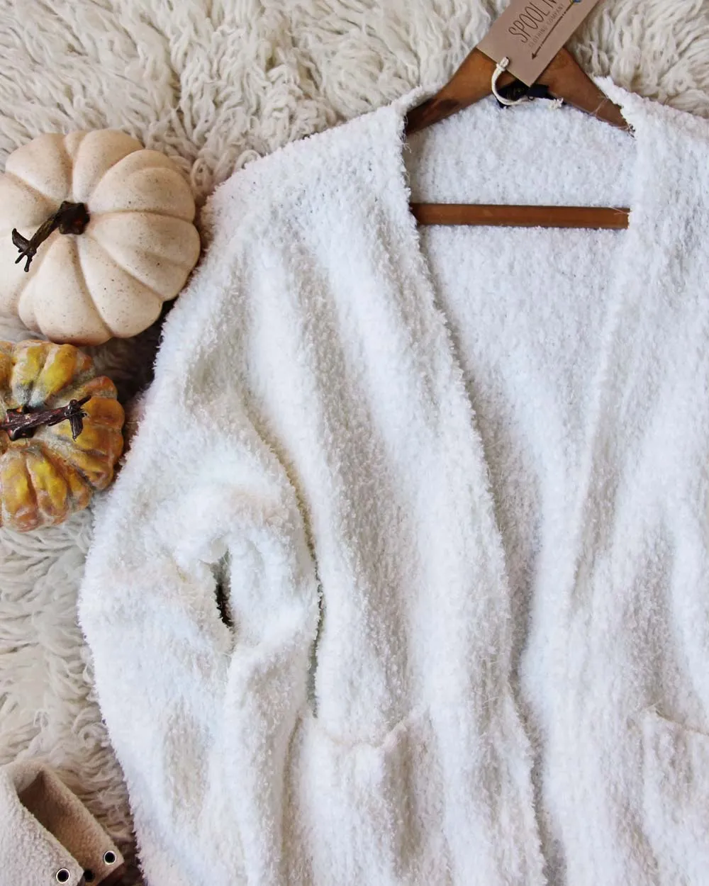 Fuzzy Wuzzy Cardigan in White