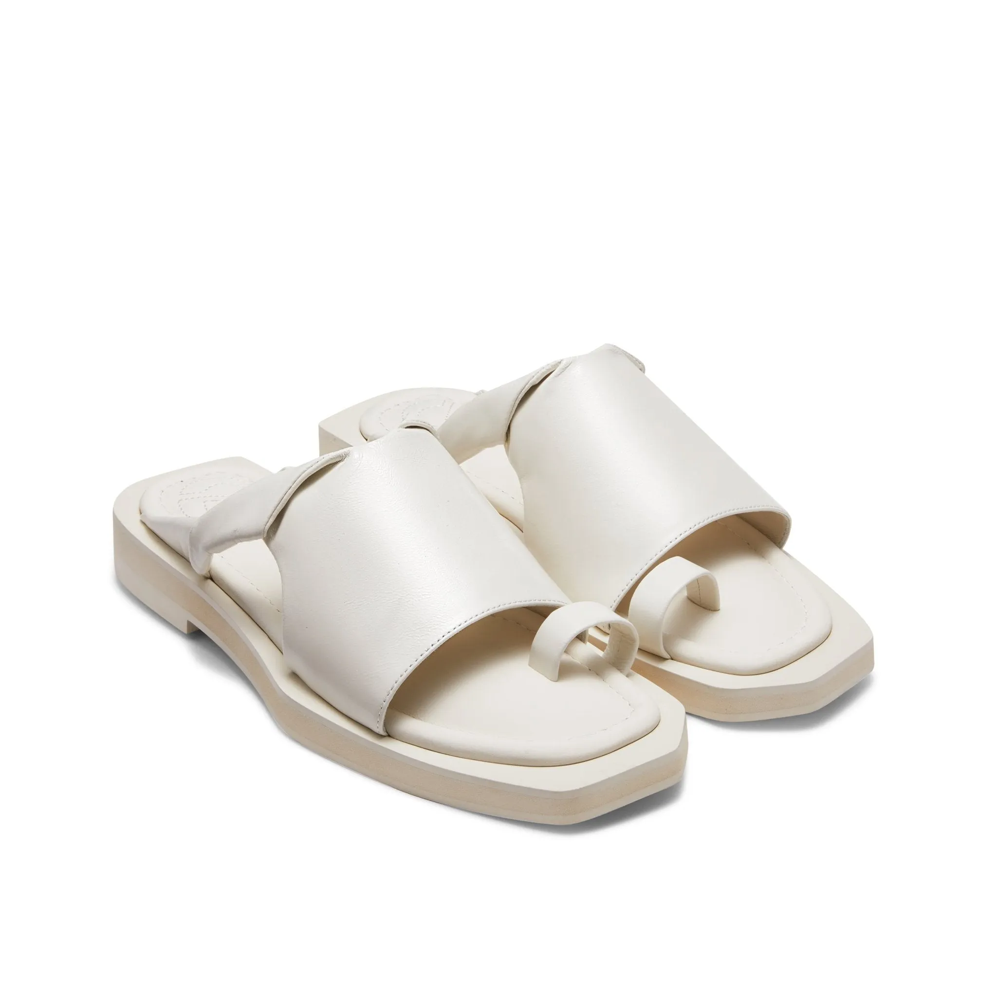 Twist Open Toe Cutaway Bottom Slippers in White